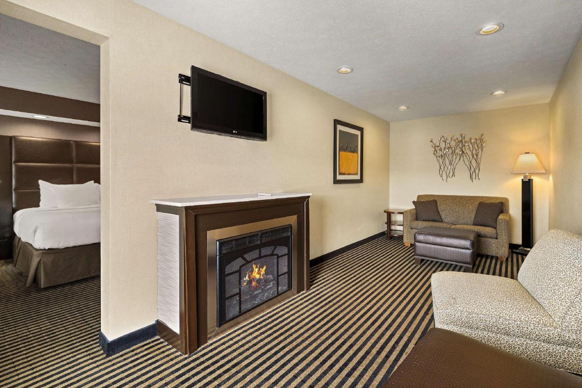 Best Western Plus Atrea Airport Inn&Suites Plainfield Exterior foto